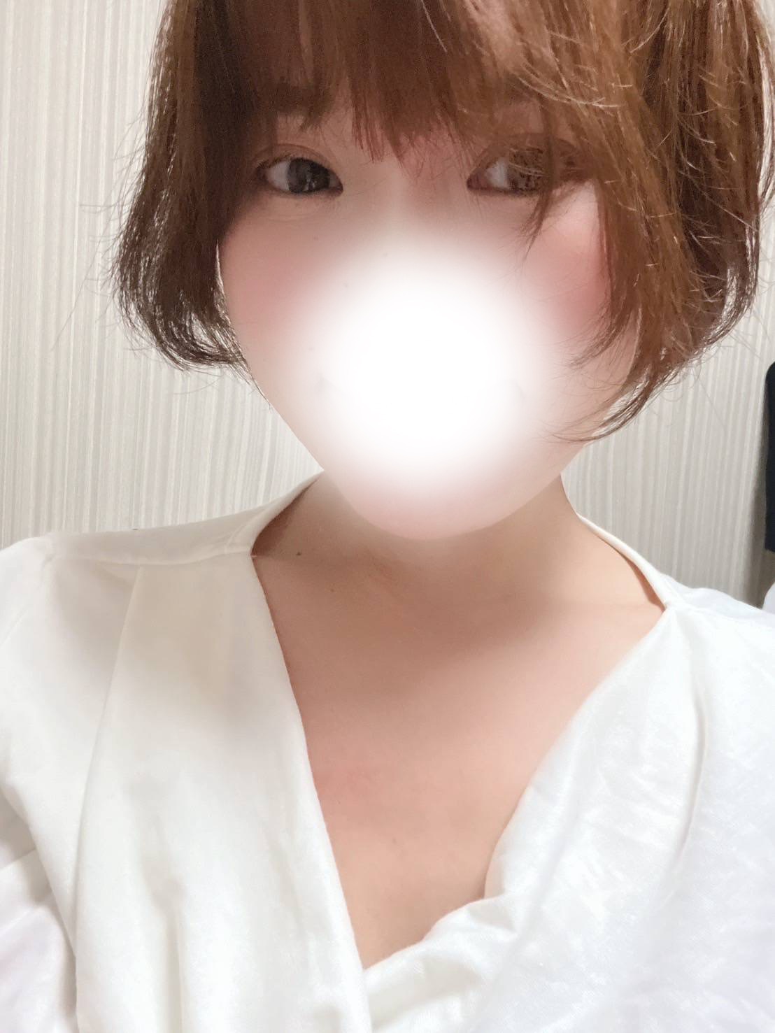 妃　結衣 セラピスト 出張マッサージ スエルテ東京